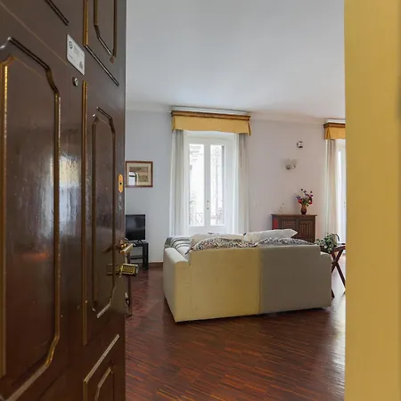 Lägenhet The Best Rent - Spacious One-bedroom Near The Columns Of San Lorenzo Milano