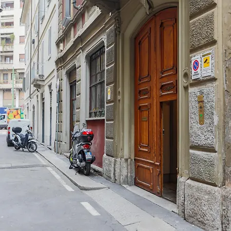 The Best Rent - Spacious One-bedroom Near The Columns Of San Lorenzo Lägenhet Milano